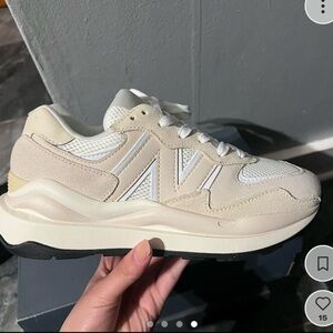 brand new NEW BALANCE